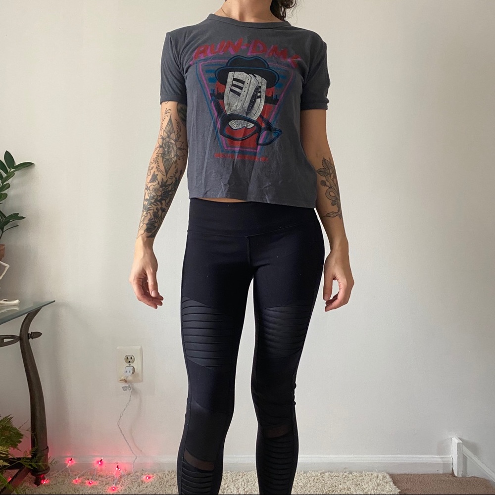 Run DMC Cropped Tee